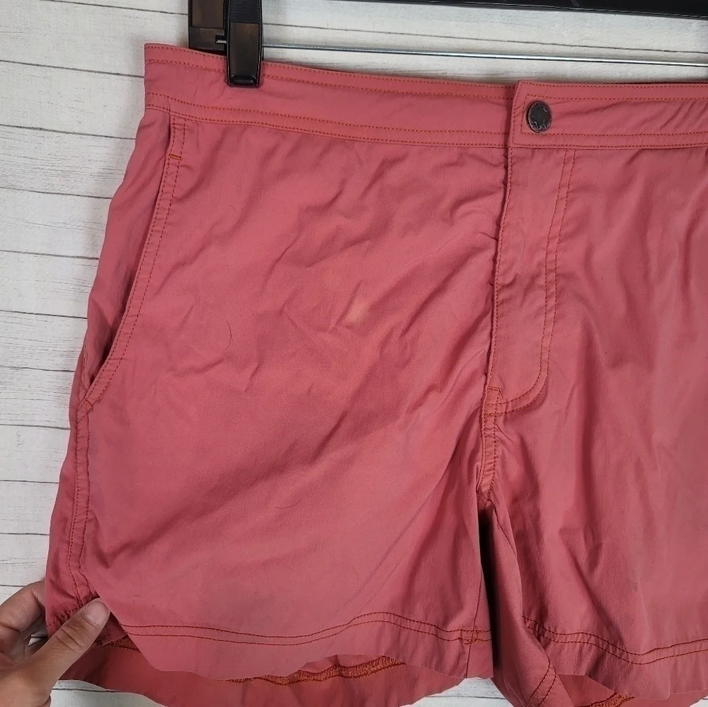 ONIA CALDER 6E SWIM TRUNKS IN BURNT RED, sz MEDIUM